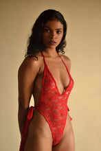 Load image into Gallery viewer, Lace Cadia (Red)
